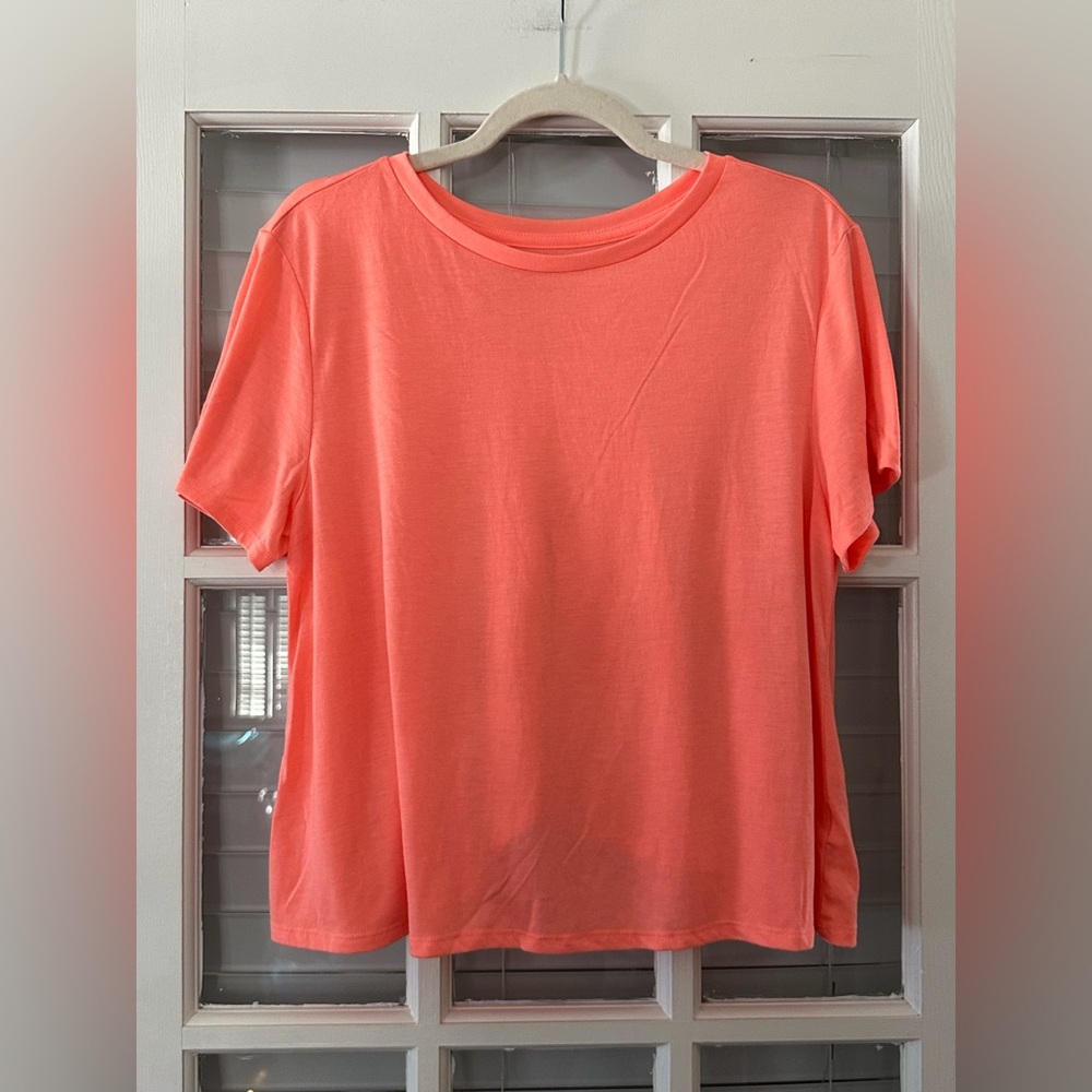 Old Navy Active Women’s L Go Dry Fly Away Orange Short Sleeve Top | SKU 0653